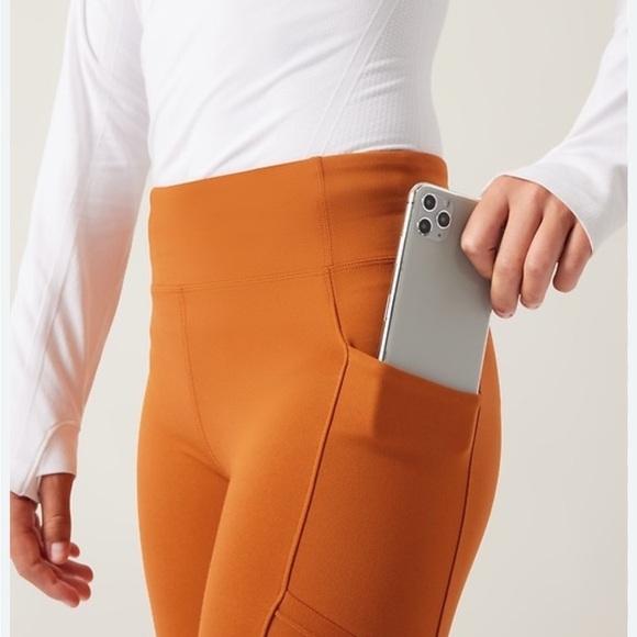 Athleta salutation stash pocket leggings in foliage orange - Picture 3 of 8